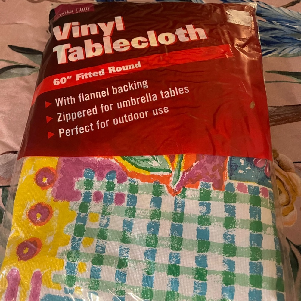Vintage colorful vinyl tablecloth 60” fitted round